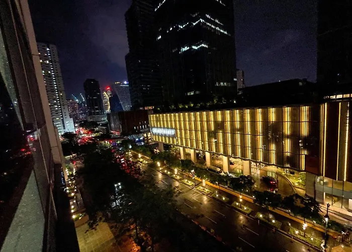 Holiday home Bgc 1br Across Uptown Mall, Hyatt #oursw7b2